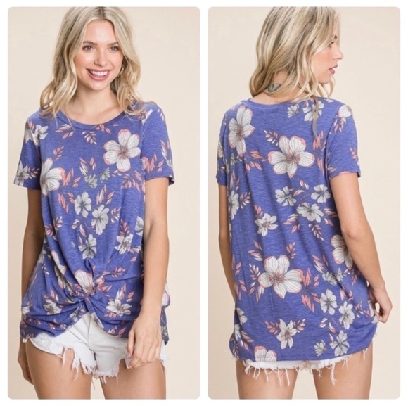 Viamor Tops - Floral USA Made Short Sleeve Top with Front Knot Size S
